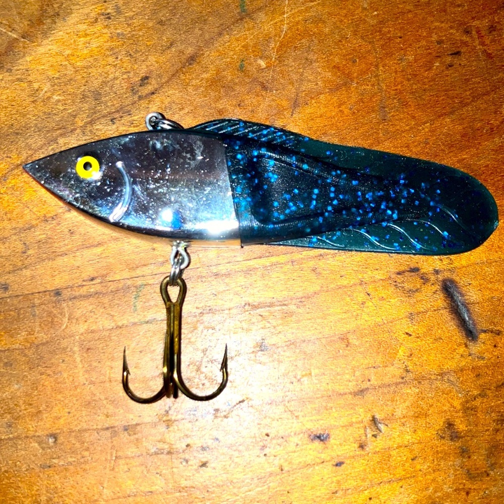 Vintage  Fishing lure /  Hooks